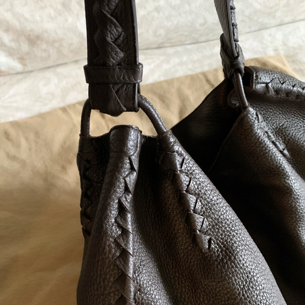 Bottega Veneta Open Hobo Cervo with
Intrecciato Detail - Picture 6 of 17